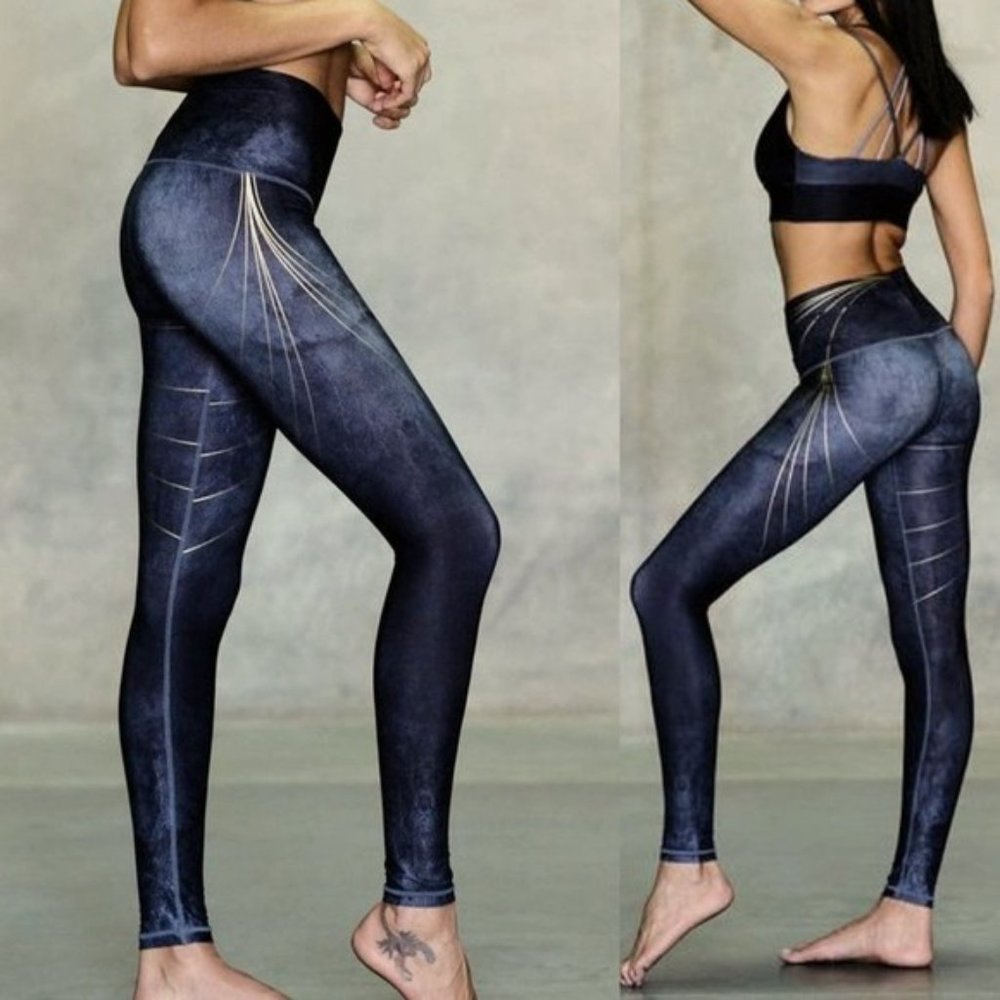 EUC Niyama Sol Leggings Vegas Nights XS